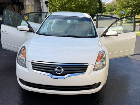 Used 2008 Nissan Altima 3.5 SE FWD image 6
