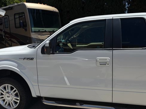 Used 2012 Ford F150 Lariat w/ Lariat Plus Pkg RWD image 21