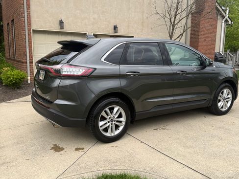 Used 2017 Ford Edge SEL w/ Equipment Group 201A FWD image 5