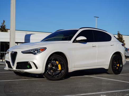 Used 2018 Alfa Romeo Stelvio Quadrifoglio w/ Driver Assist Dynamic Package image 1