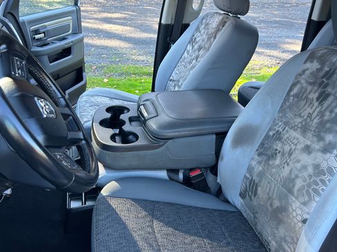 Used 2018 RAM 2500 Big Horn image 21