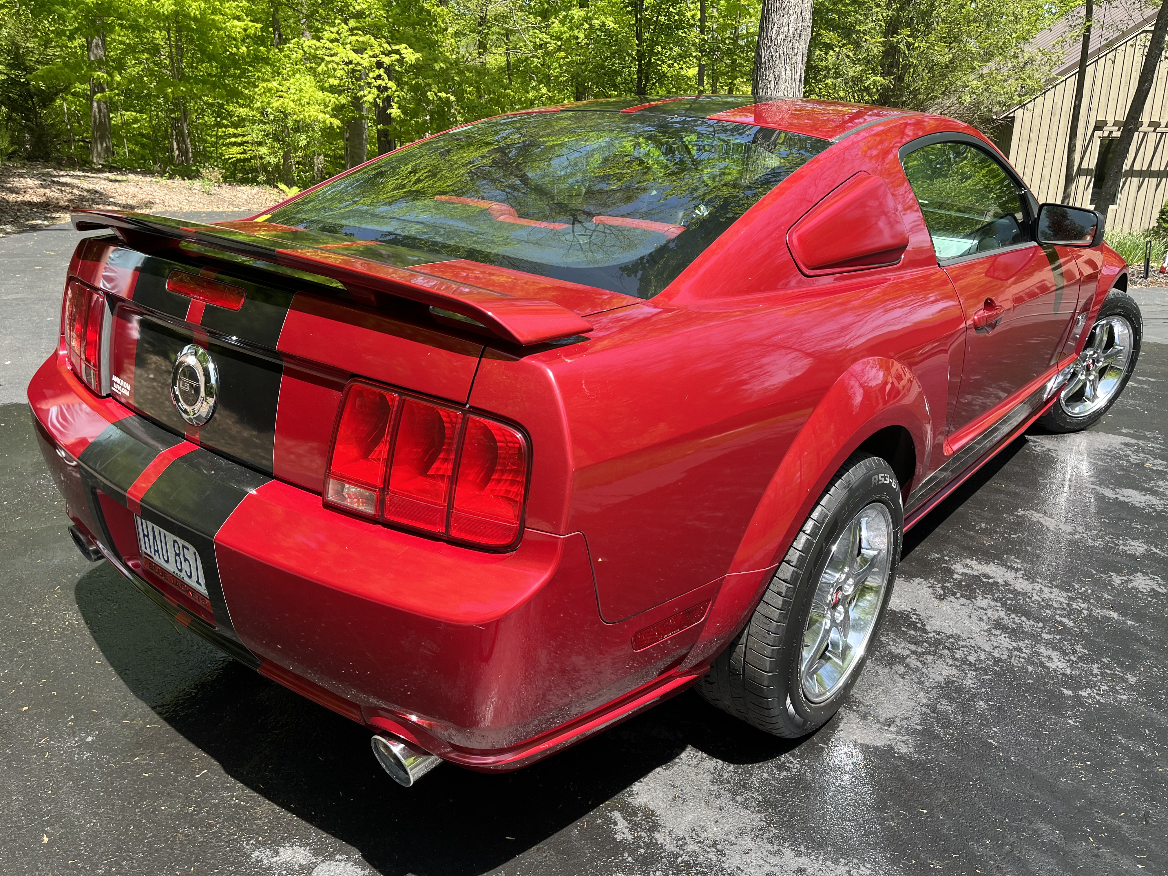 Used 2005 Ford Mustang GT Premium RWD image 8