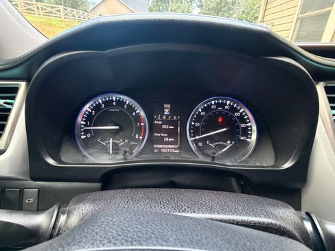 Used 2016 Toyota Highlander XLE FWD image 4