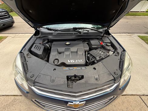 Used 2016 Chevrolet Equinox LT w/ Convenience Package AWD/4WD image 11