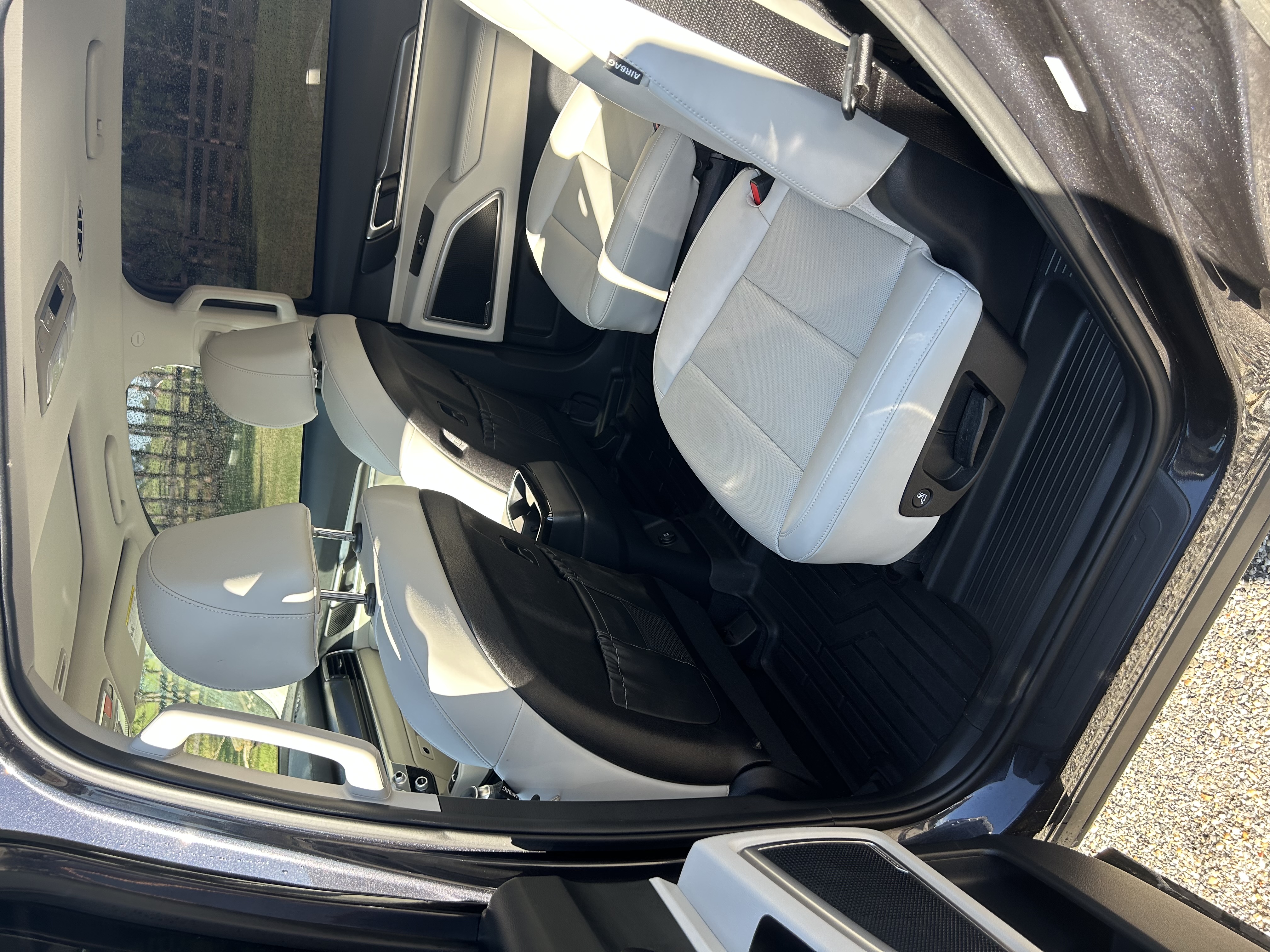 Used 2025 Kia Telluride S FWD image 12