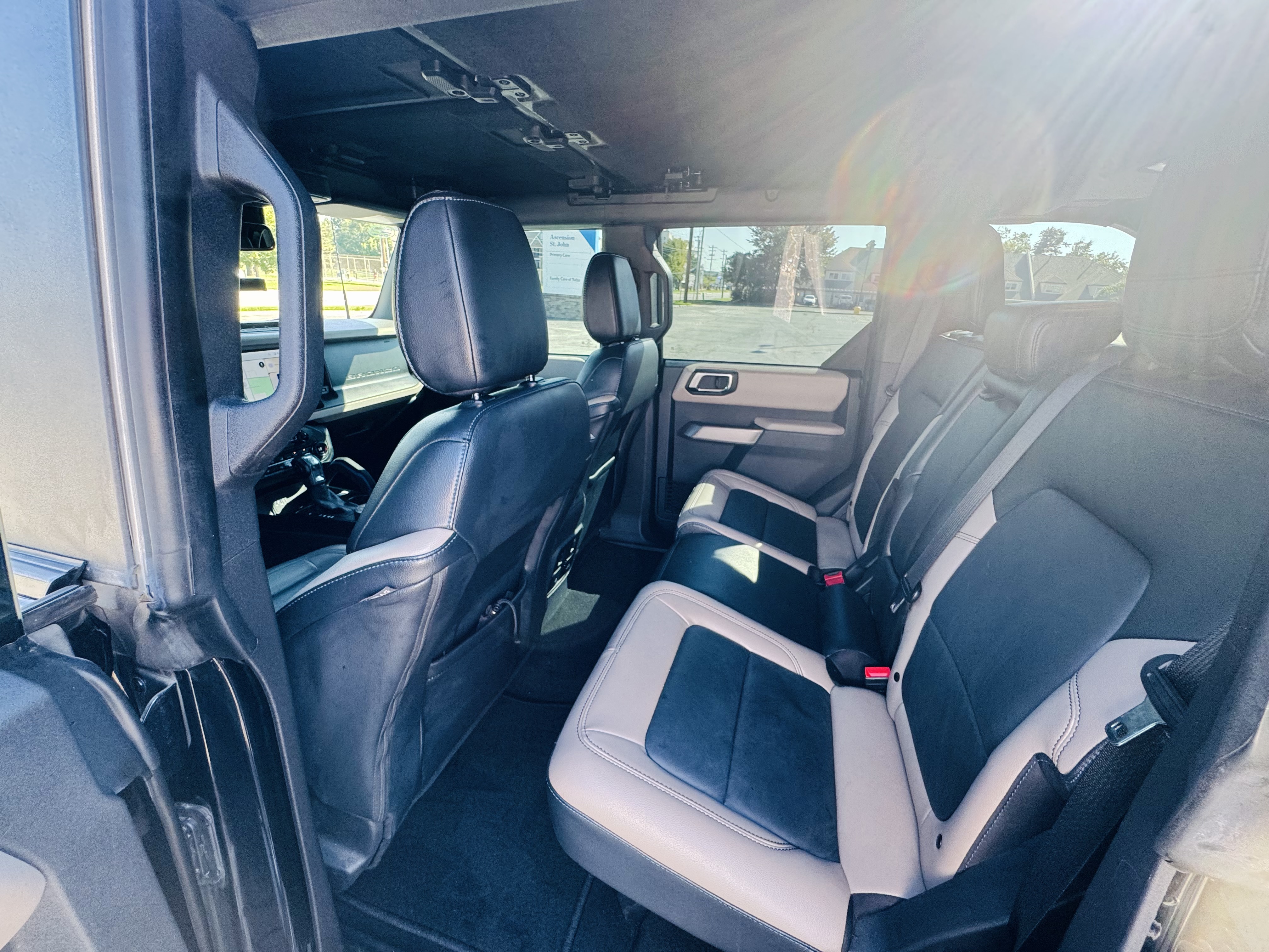 Used 2023 Ford Bronco Wildtrak AWD/4WD image 18