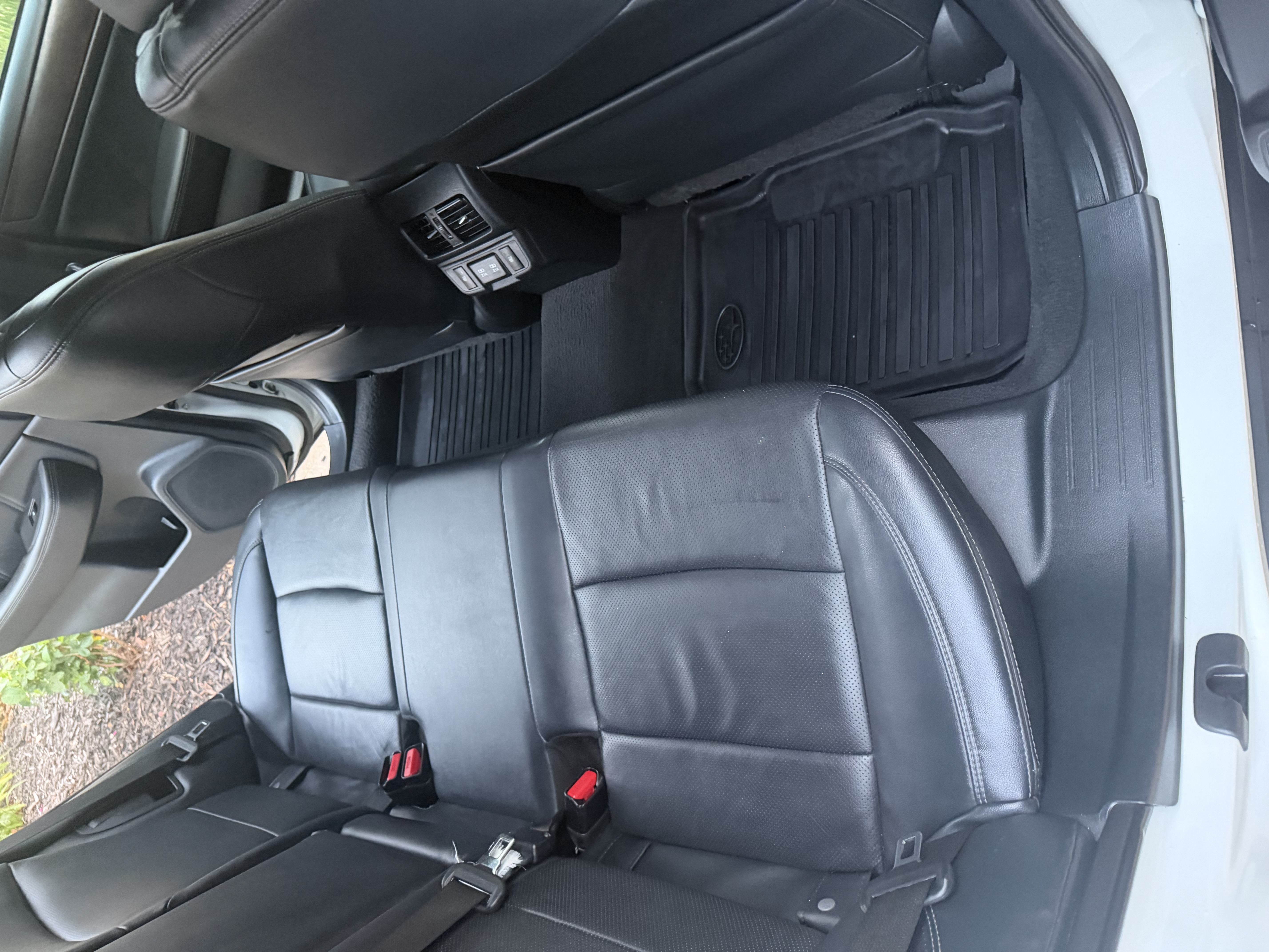 Used 2019 Subaru Outback 2.5i Limited AWD/4WD image 18