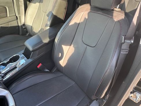 Used 2017 GMC Terrain SLT w/ Open Road Package image 14