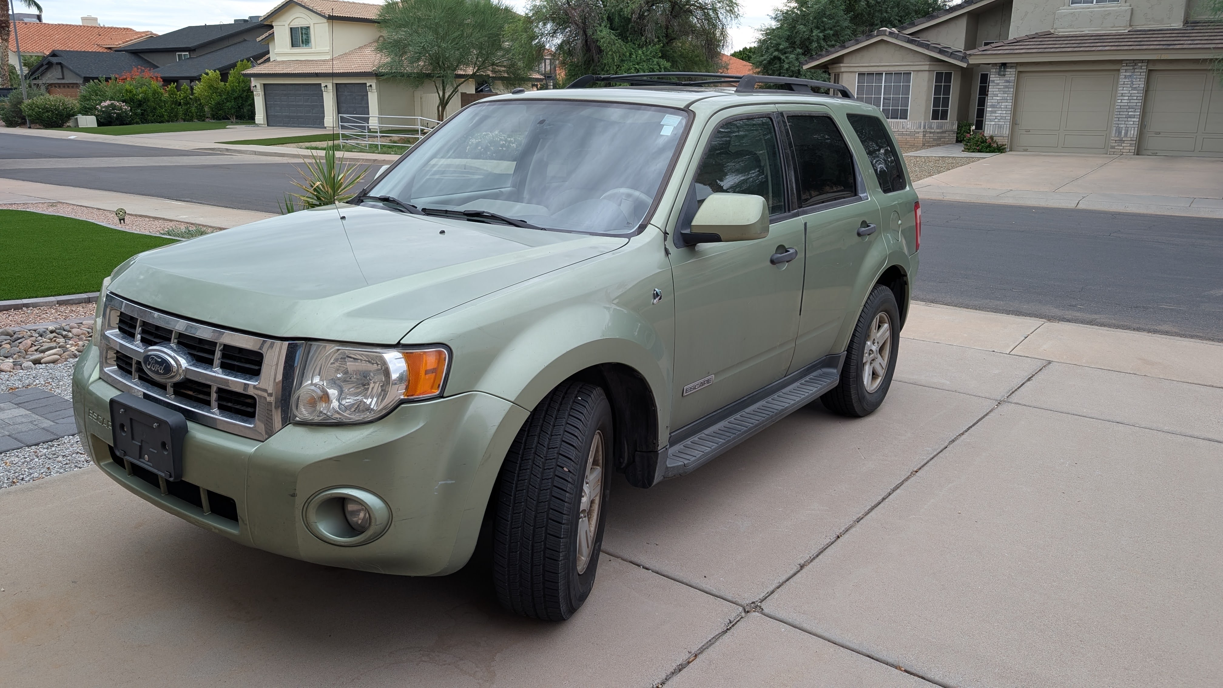 Used 2008 Ford Escape 4WD Hybrid image 2