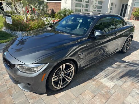Used 2015 BMW M4 Convertible image 4