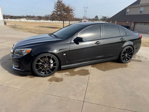 Used 2014 Chevrolet SS image 1