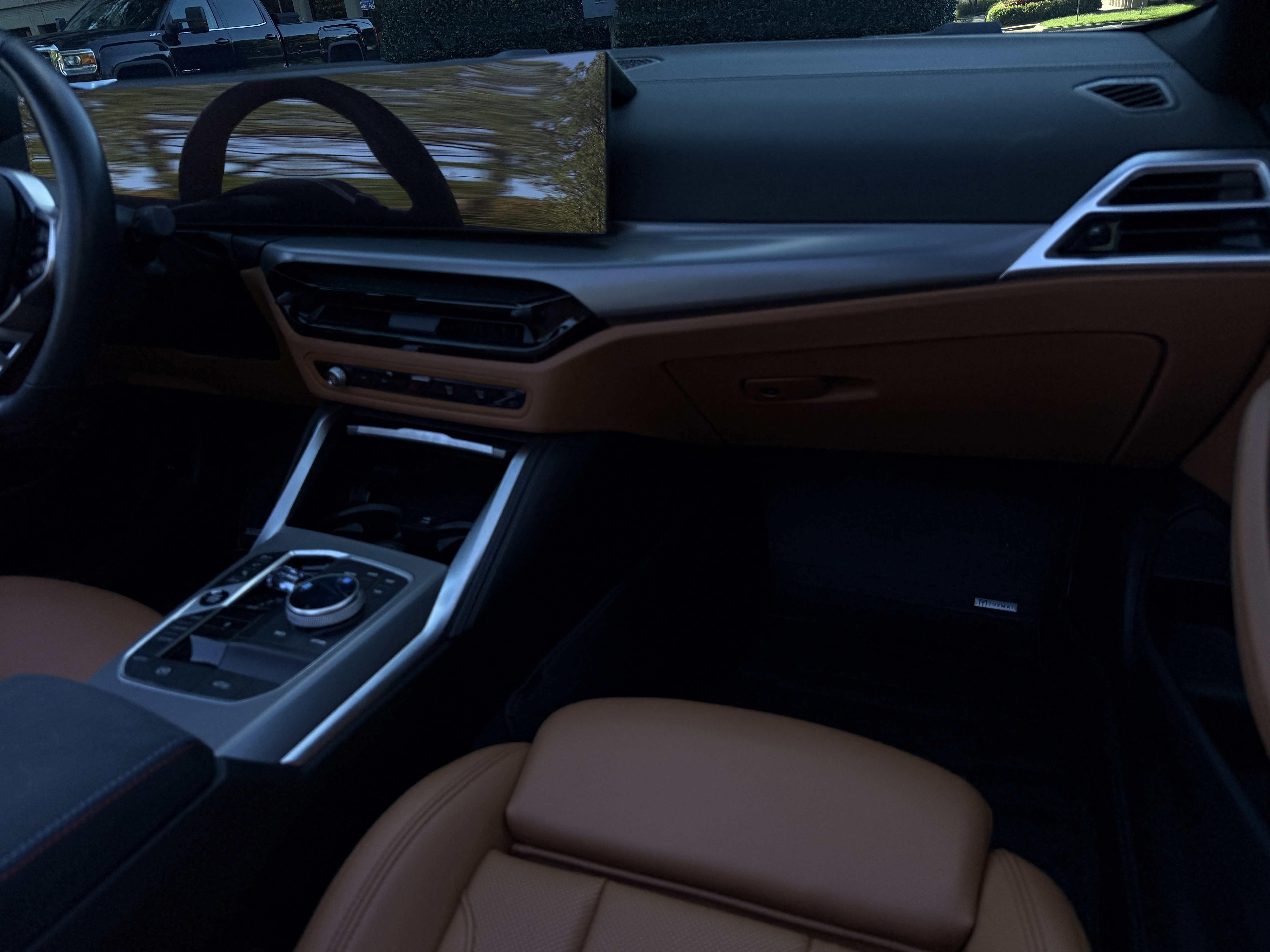 Used 2025 BMW M440i Convertible RWD image 18