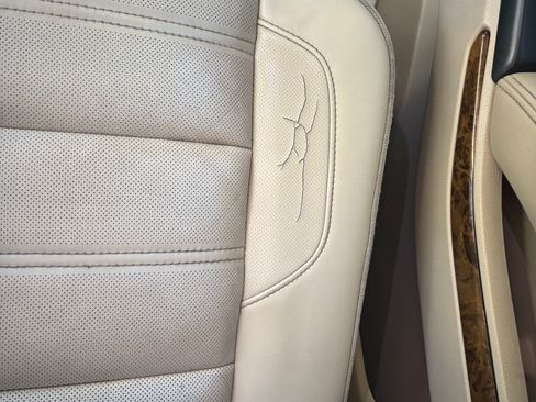 Used 2015 GMC Yukon XL Denali w/ Touring Package image 16