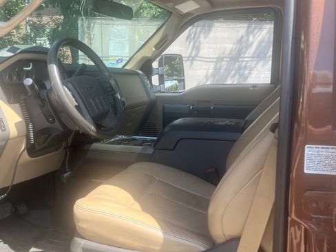 Used 2012 Ford F350 Lariat w/ Chrome Pkg AWD/4WD image 6