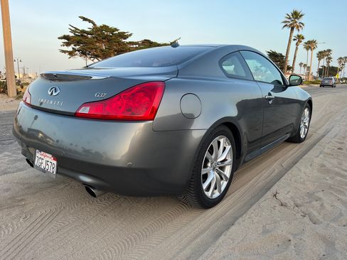 Used 2012 INFINITI G37 Journey w/ Premium Pkg RWD image 2