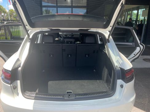 Used 2020 Porsche Macan S image 8