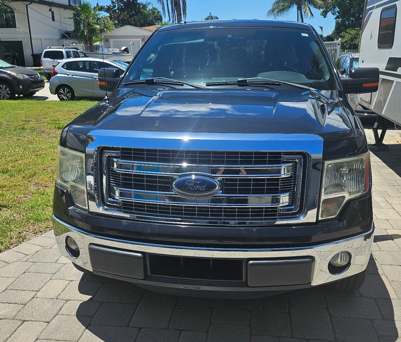 Used 2014 Ford F150 XLT w/ XLT Chrome Package RWD image 9