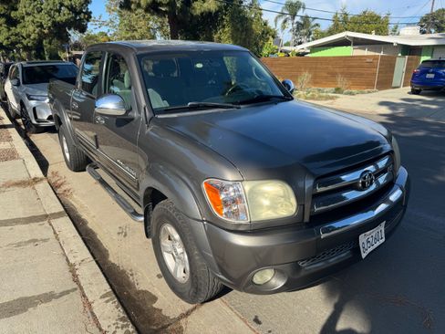 Used 2006 Toyota Tundra SR5 image 2