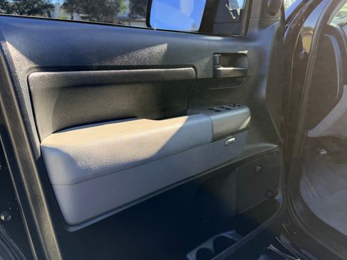 Used 2010 Toyota Tundra SR5 image 10