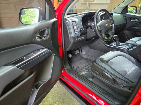 Used 2019 Chevrolet Colorado Z71 image 6