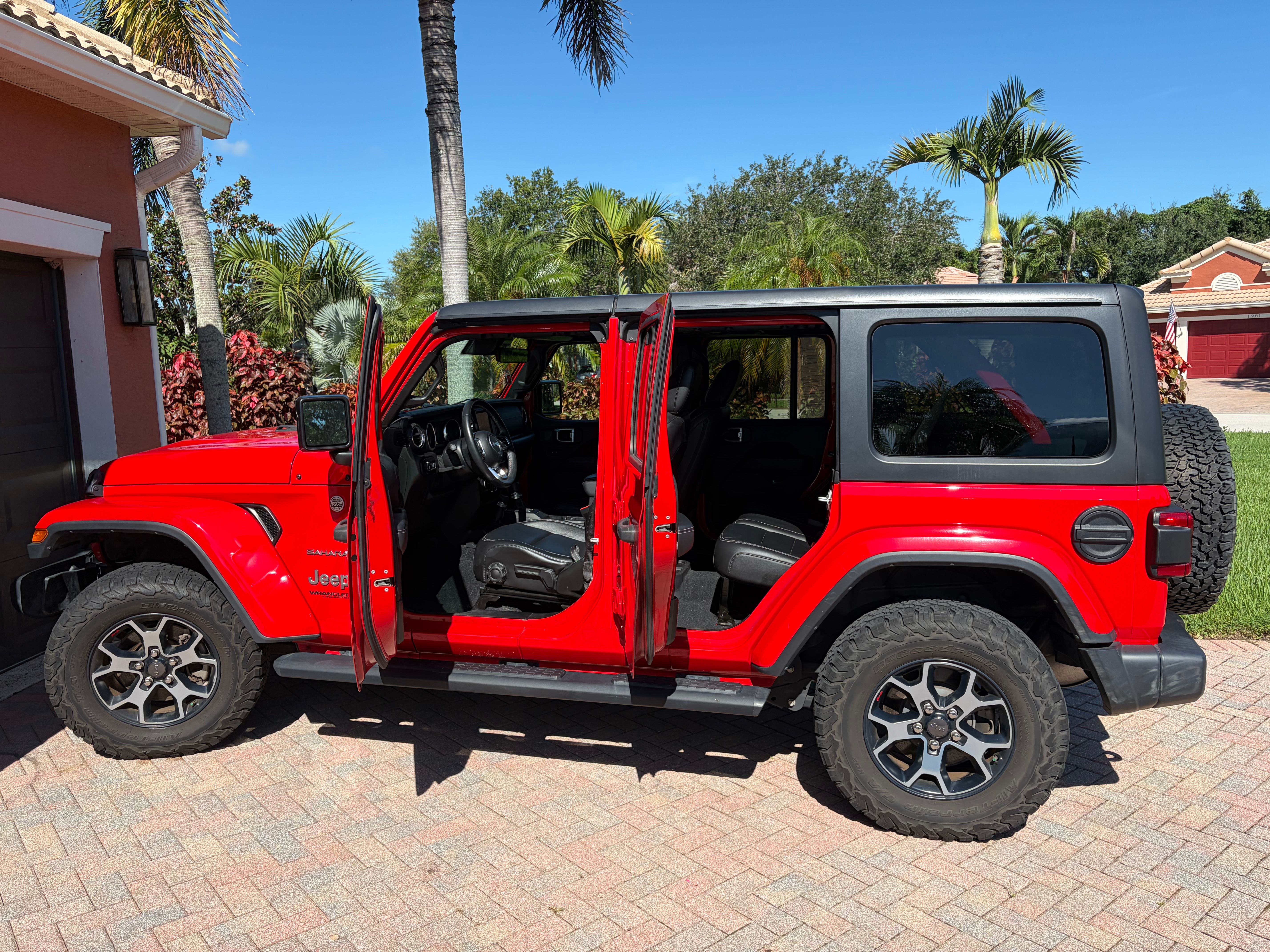 Used 2020 Jeep Wrangler Unlimited Sahara AWD/4WD image 17