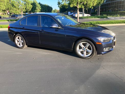 Used 2012 BMW 328i Sedan RWD image 5