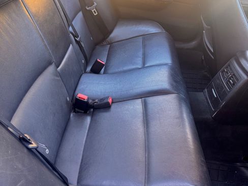 Used 2006 BMW 325i 325i Sedan 4D image 9