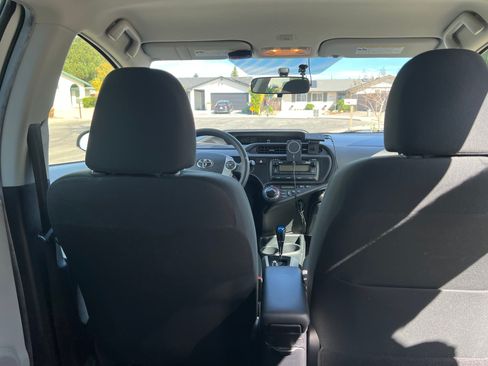 Used 2013 Toyota Prius C Two image 20