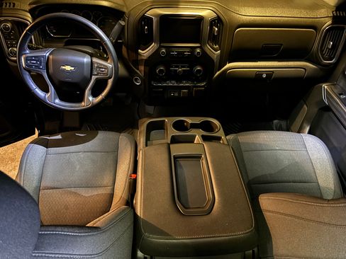 Used 2022 Chevrolet Silverado 1500 LT w/ All Star Edition Plus image 28