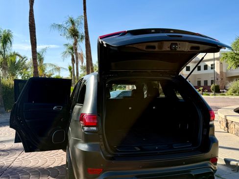 Used 2018 Jeep Grand Cherokee Trackhawk image 14