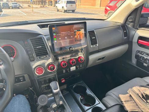 Used 2013 Toyota Sequoia Platinum image 13