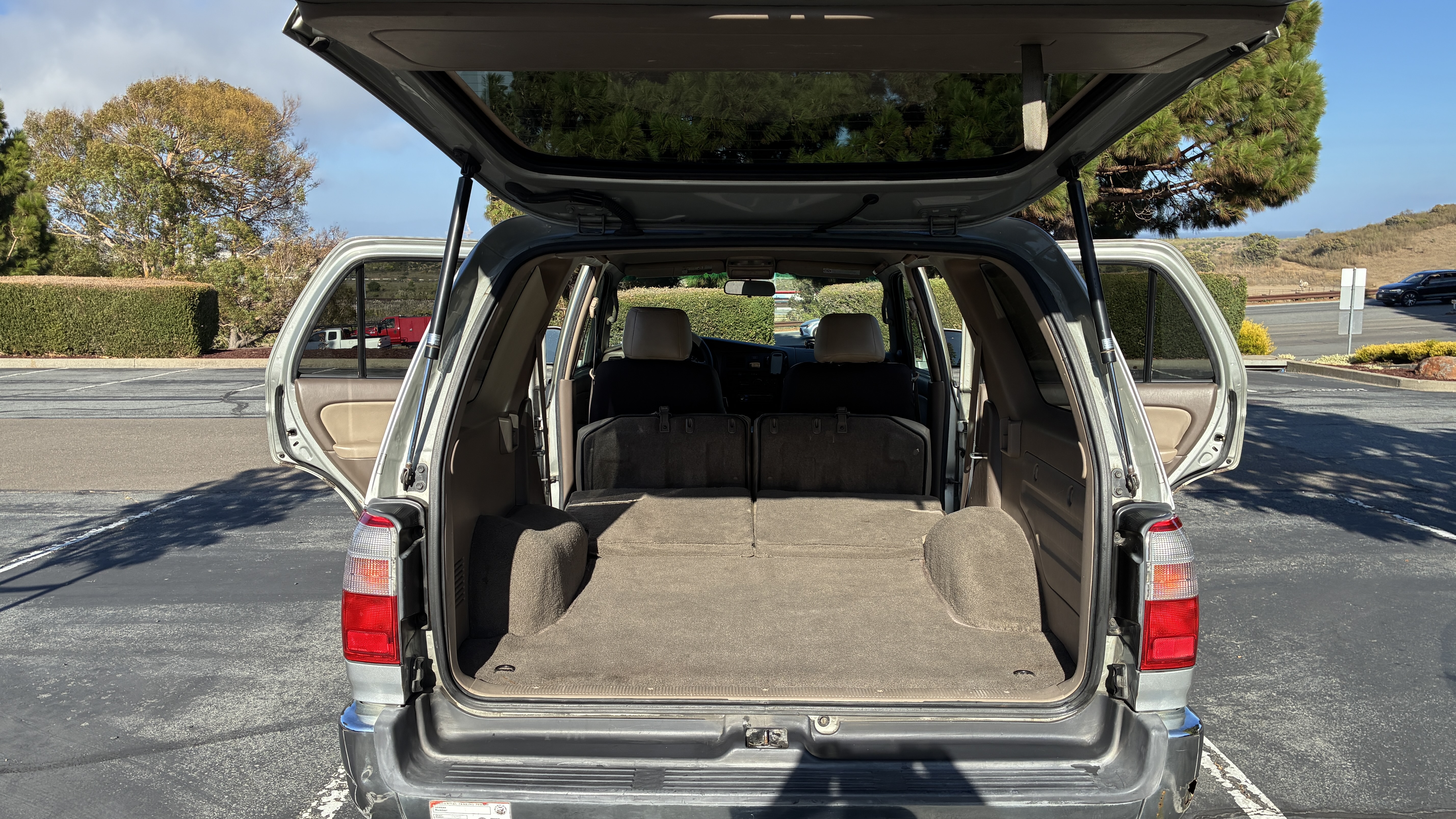Used 2000 Toyota 4Runner SR5 AWD/4WD image 13