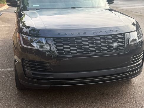 Used 2020 Land Rover Range Rover HSE image 5