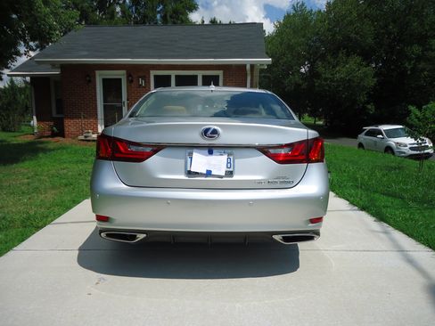 Used 2013 Lexus GS 350 AWD w/ Luxury Pkg w/Cold Weather Pkg image 4