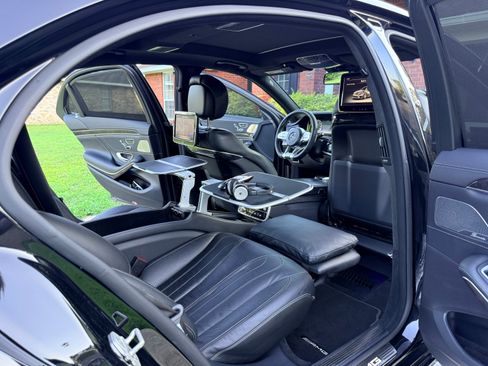 Used 2015 Mercedes-Benz S 63 AMG 4MATIC Sedan image 17