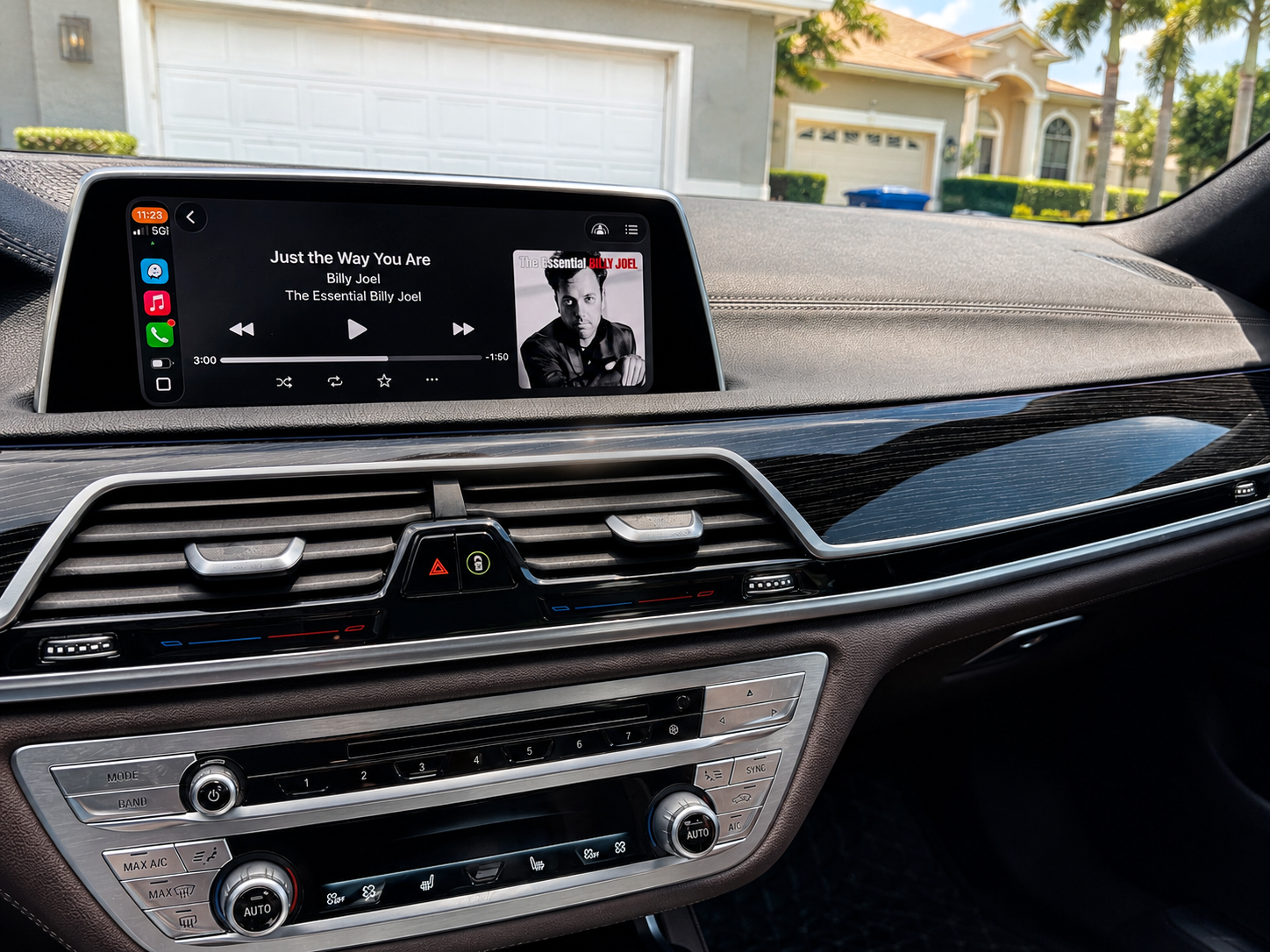 Used 2020 BMW 745e xDrive AWD/4WD image 13