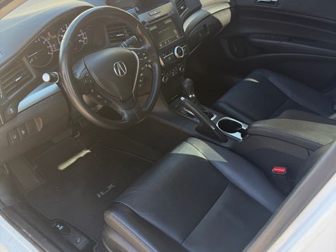 Used 2017 Acura ILX image 6