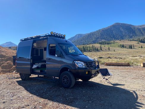 Used 2017 Mercedes-Benz Sprinter 2500 image 15