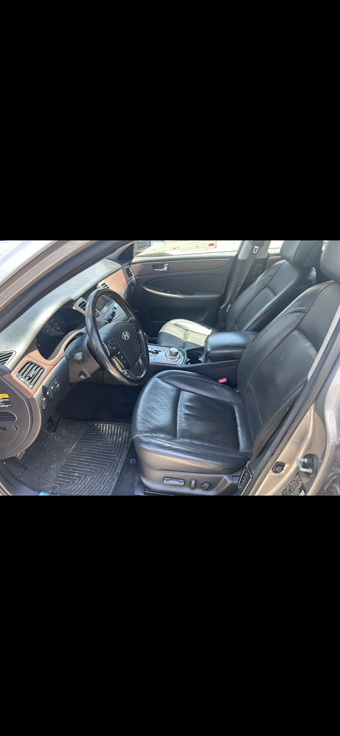 Used 2009 Hyundai Genesis 4.6 w/ Technology Pkg 5 RWD image 12