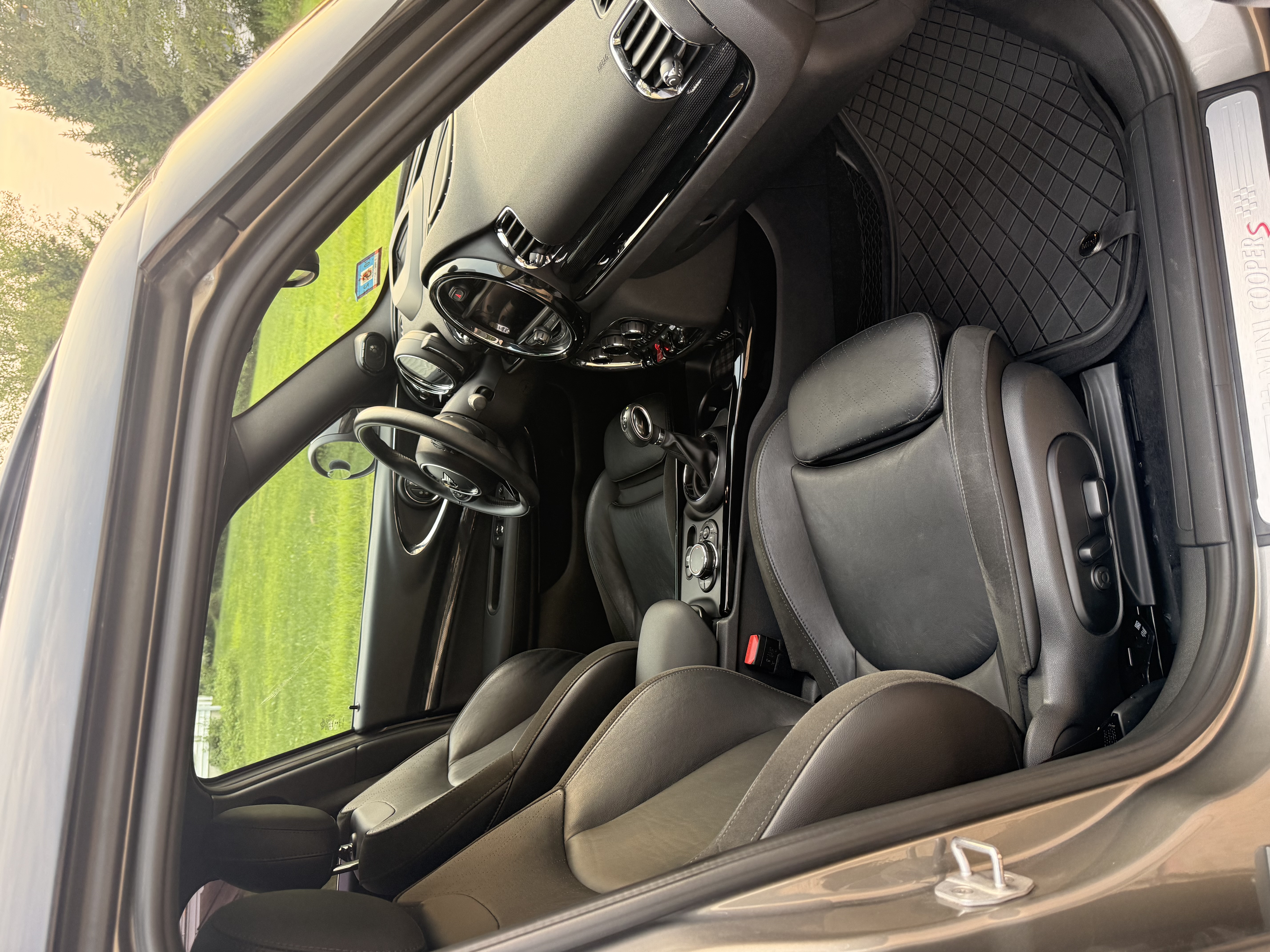 Used 2018 MINI Cooper Clubman S FWD image 9