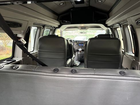 Used 2013 Chevrolet Express 1500 image 10