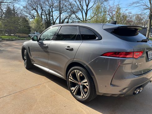 Used 2020 Jaguar F-PACE SVR AWD/4WD image 4