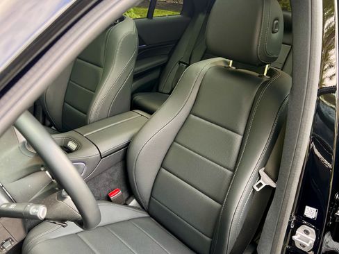 Used 2022 Mercedes-Benz GLE 450 4MATIC image 9