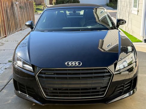 Used 2016 Audi TT 2.0T w/ Technology Package image 2