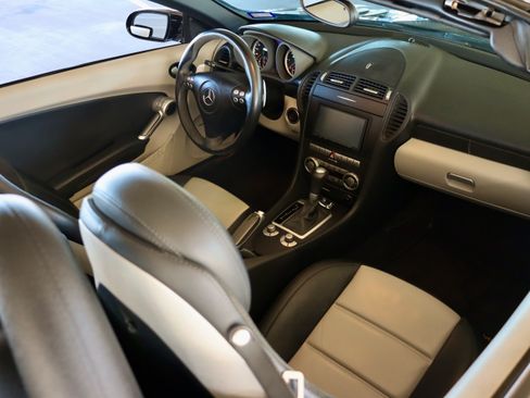 Used 2008 Mercedes-Benz SLK 55 AMG image 27