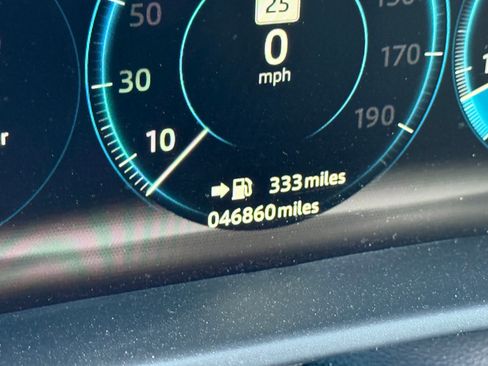 Used 2020 Jaguar XF S image 13