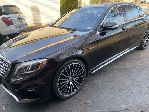 Used 2015 Mercedes-Benz S 63 AMG 4MATIC Sedan image 2