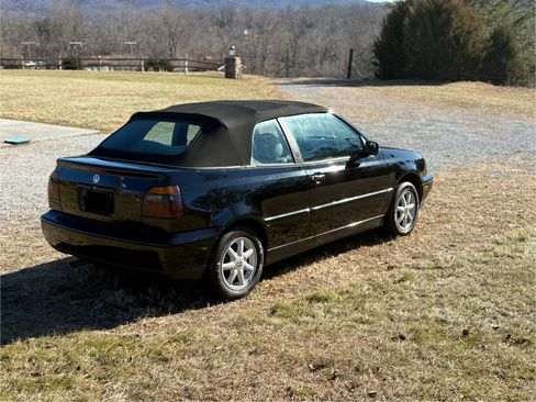 Used 1998 Volkswagen Cabrio GLS image 5