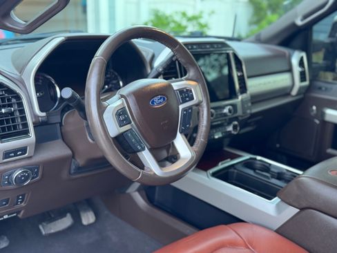 Used 2022 Ford F250 King Ranch w/ King Ranch Ultimate Package image 8