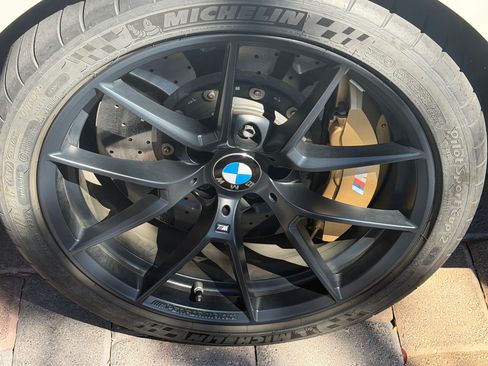 Used 2019 BMW M4 CS w/ Executive Package RWD image 17